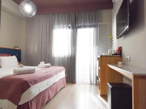 Be My Guest Athens : photo 3 de la chambre chambre double ou lits jumeaux deluxe avec balcon