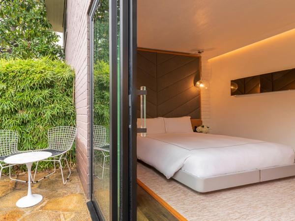 The Hollywood Roosevelt : photo 1 de la chambre cabine piscine avec patio privé