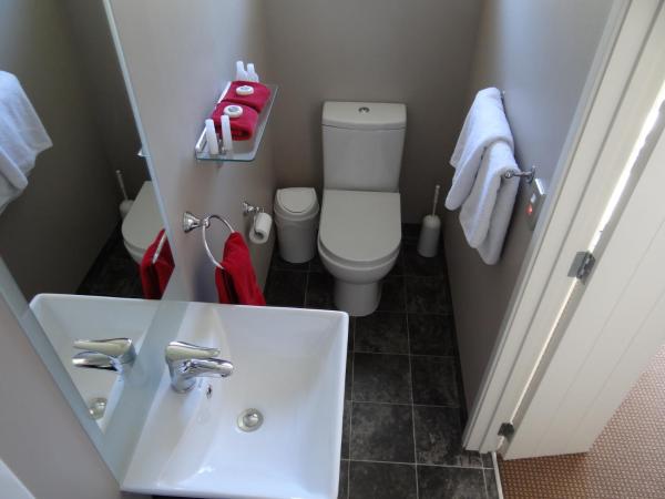 Chalet Queenstown : photo 10 de la chambre chambre lit king-size ou lits jumeaux