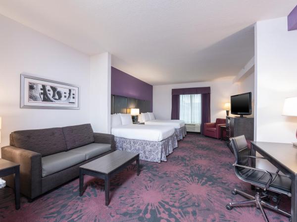 Holiday Inn Express & Suites Columbus - Polaris Parkway / COLUMBUS, an IHG Hotel : photo 2 de la chambre suite disposant de 2 lits queen-size