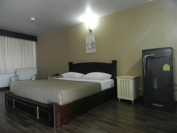 City Residence Rama 6 : photo 2 de la chambre chambre lit king-size standard
