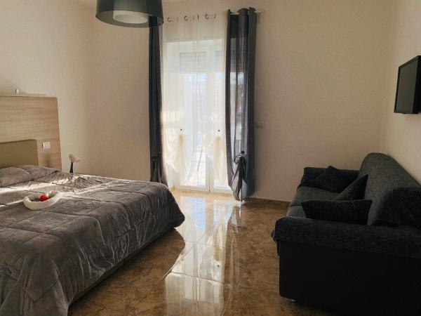 Esperanto B&B : photo 5 de la chambre chambre lit king-size avec balcon