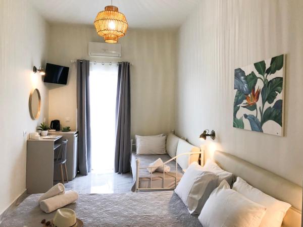 Stelisia Rooms : photo 6 de la chambre chambre triple standard - vue sur mer