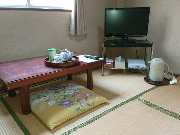 Kasuga Ryokan : photo 5 de la chambre chambre de style japonais