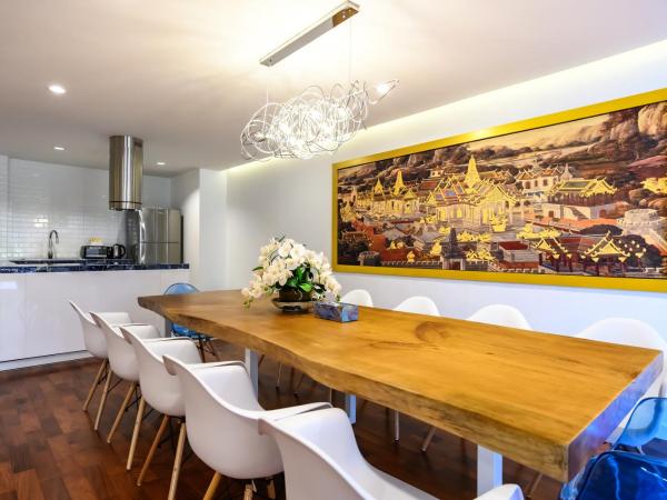 Benviar Tonson Residence : photo 8 de la chambre embassy suite six bedroom duplex