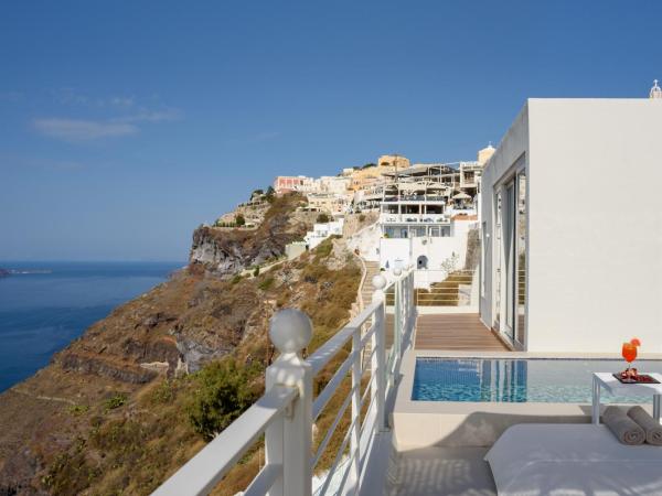 Nefeles Luxury Suites : photo 6 de la chambre villa lune de miel avec jacuzzi - vue sur caldeira