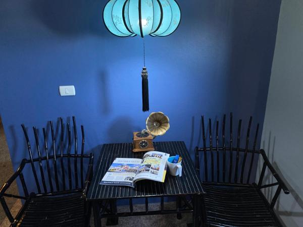 Sino Inn Phuket Hotel - SHA Plus : photo 10 de la chambre chambre double ou lits jumeaux supérieure avec balcon