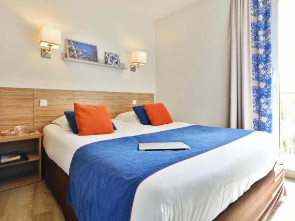 Résidence Pierre & Vacances Premium Port Prestige : photo 5 de la chambre appartement 1 chambre avec alcôve, climatisation et terrasse (6 personnes)