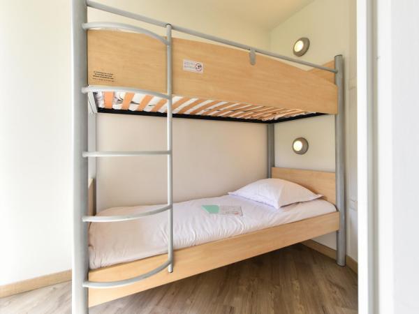 Résidence Pierre & Vacances Premium Port Prestige : photo 6 de la chambre appartement 1 chambre avec alcôve, climatisation et terrasse (6 personnes)