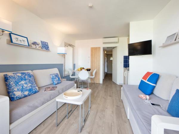 Résidence Pierre & Vacances Premium Port Prestige : photo 3 de la chambre appartement 1 chambre avec baignoire spa, climatisation et terrasse (4 personnes) - vue sur port