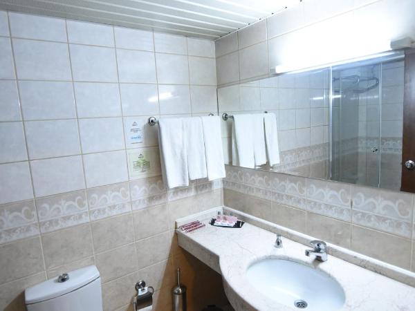 Asal Hotel : photo 4 de la chambre chambre triple