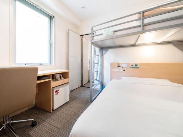 Super Hotel Asakusa : photo 10 de la chambre 2 chambres doubles communicantes avec lit mezzanine - non-fumeurs