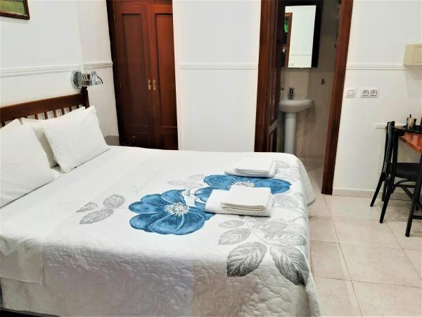 Hostal Dulcinea : photo 2 de la chambre chambre double