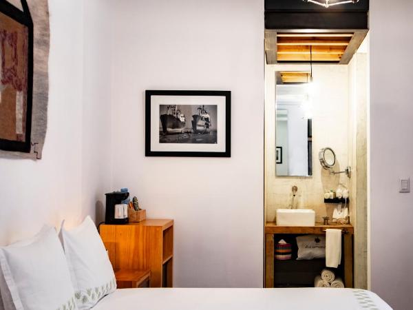 Hotel Los Amantes : photo 4 de la chambre chambre lits jumeaux