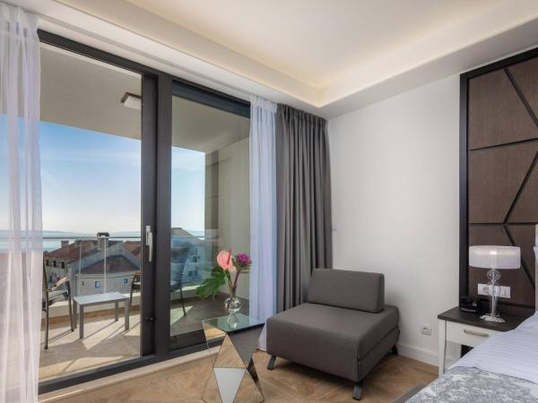 Ellure Luxury Suites : photo 4 de la chambre chambre adria lits jumeaux - vue sur mer