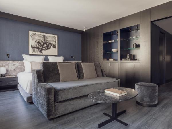 The Pavilions Madrid Hotel : photo 4 de la chambre chambre mansardée de luxe