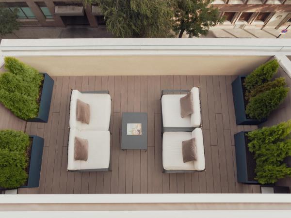 The Pavilions Madrid Hotel : photo 2 de la chambre chambre mansardée deluxe avec terrasse