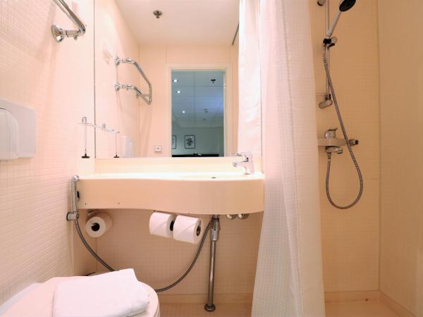 Forenom Aparthotel Tampere : photo 2 de la chambre chambre lits jumeaux (2 lits simples)