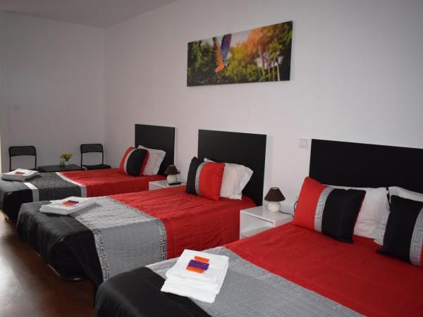 Guest House Henrique VIII : photo 1 de la chambre chambre quadruple