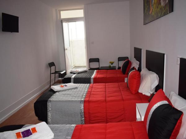 Guest House Henrique VIII : photo 4 de la chambre chambre quadruple