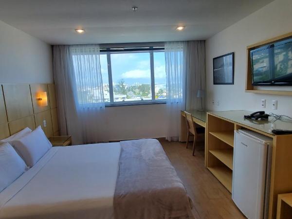 Atlantico Sul Hotel : photo 4 de la chambre superior double room with partial sea view