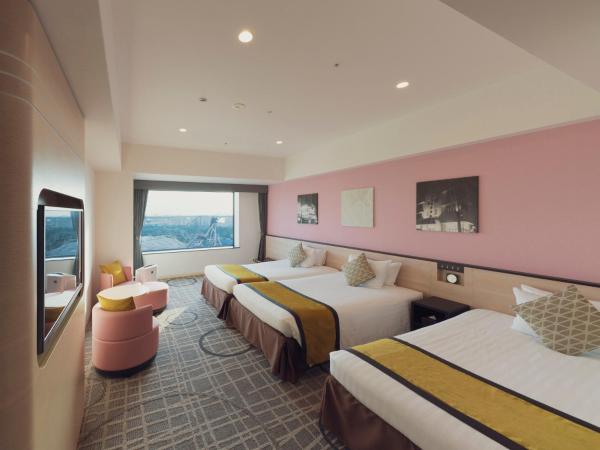 The Park Front Hotel at Universal Studios Japan : photo 2 de la chambre superior floor park view family triple room