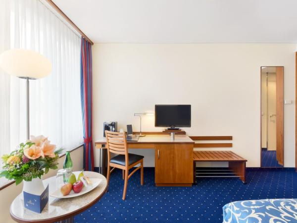Glärnischhof by TRINITY : photo 2 de la chambre chambre simple