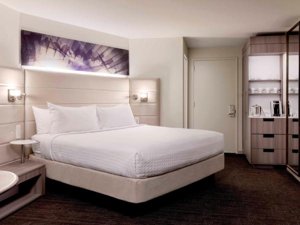 Crowne Plaza Atlanta - Midtown, an IHG Hotel : photo 6 de la chambre chambre lit king-size