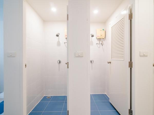 Sleepeasy Hostel Hua Hin By Baankangmung : photo 7 de la chambre dortoir mixte de 10 lits