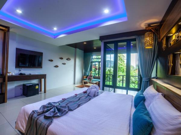 ChaoKoh Phi Phi Hotel and Resort- SHA Extra Plus : photo 3 de la chambre suite deluxe - vue sur mer