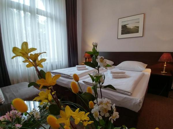 Hotel Pension Xantener Eck : photo 7 de la chambre chambre double