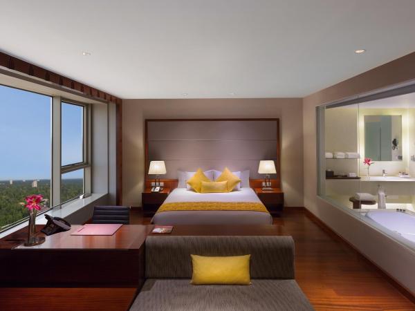 Crowne Plaza Kochi, an IHG Hotel : photo 9 de la chambre chambre lit king-size premium