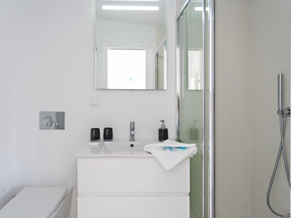 Faro Clara Suites : photo 3 de la chambre chambre double avec terrasse