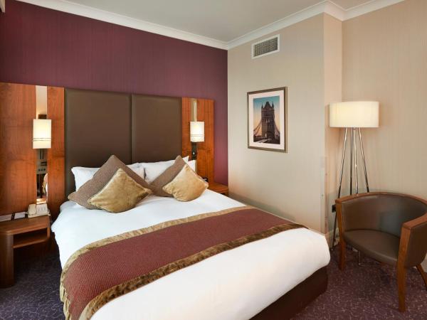 Crowne Plaza London Ealing, an IHG Hotel : photo 2 de la chambre chambre lit queen-size premium