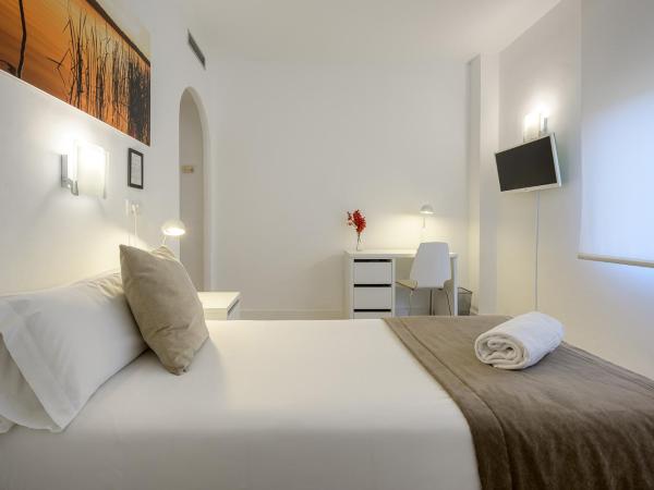 NeoMagna Madrid : photo 4 de la chambre chambre simple standard