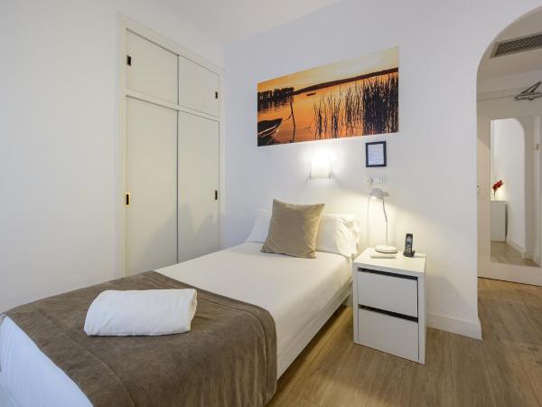 NeoMagna Madrid : photo 2 de la chambre chambre simple standard