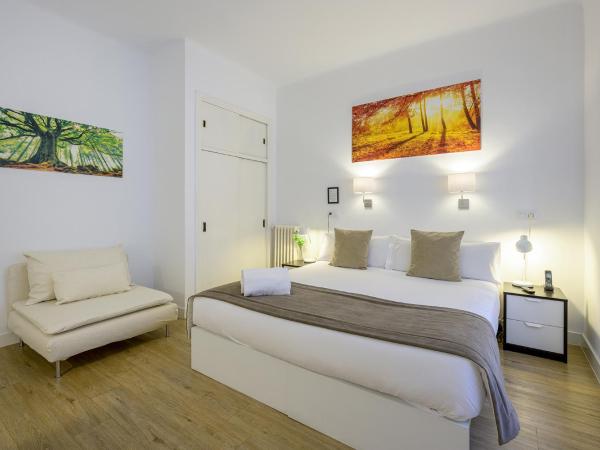 NeoMagna Madrid : photo 7 de la chambre chambre double ou lits jumeaux standard