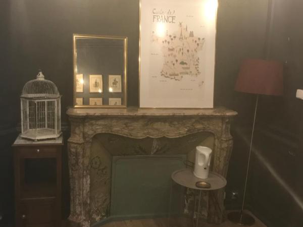 Chambre privée totalement indépendante au coeur de la ville : photo 9 de la chambre chambre double