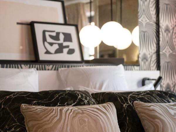 MiHotel Tour Rose : photo 6 de la chambre suite deluxe - colletore