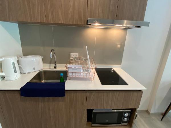 La Casita pool access condo HuaHin : photo 10 de la chambre appartement - vue sur piscine