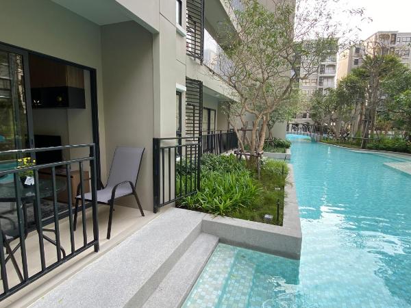 La Casita pool access condo HuaHin : photo 9 de la chambre appartement - vue sur piscine 
