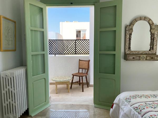 Dar El Kif - La Marsa : photo 4 de la chambre chambre double deluxe avec balcon
