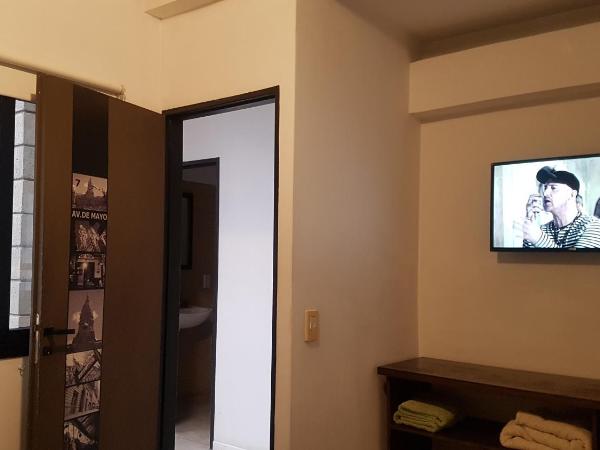 Hostel Carlos Gardel : photo 2 de la chambre chambre double avec salle de bains commune