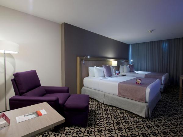 Crowne Plaza Hotel Mexico City North-Tlalnepantla, an IHG Hotel : photo 8 de la chambre chambre standard avec 2 lits queen-size