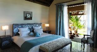 Constance Sakoa Boutik : photo 1 de la chambre room #86142007