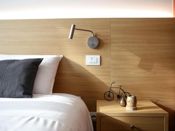 Bed and Bike Verona : photo 9 de la chambre grande chambre double ou lits jumeaux