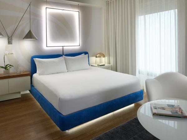Mondrian Los Angeles in West Hollywood : photo 1 de la chambre chambre lit king-size standard
