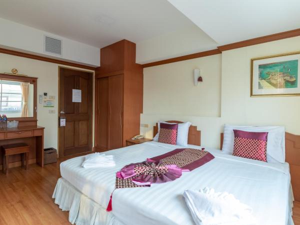 Chomsin Hua Hin ชมสินธุ์ หัวหิน : photo 9 de la chambre standard private room