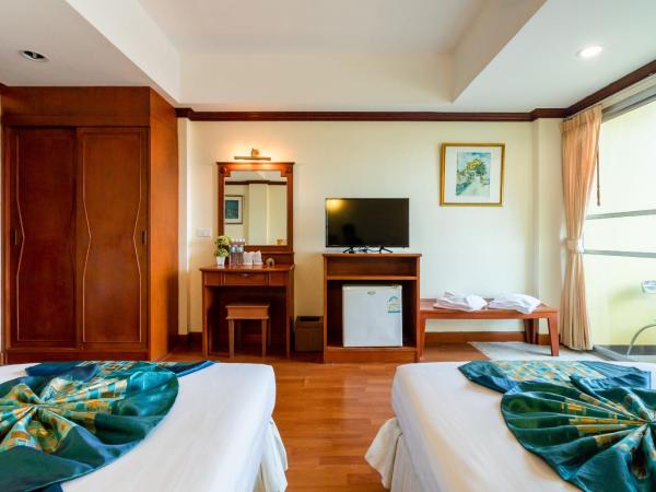 Chomsin Hua Hin ชมสินธุ์ หัวหิน : photo 8 de la chambre chambre double supérieure