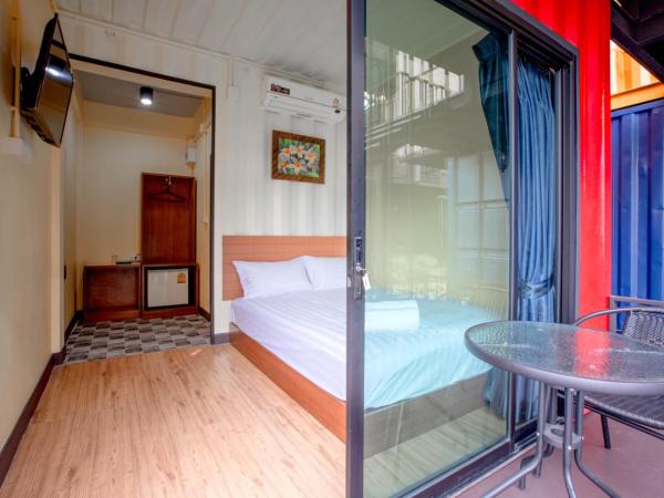Tuscany Land Resort Donmuang : photo 3 de la chambre chambre standard lit queen-size